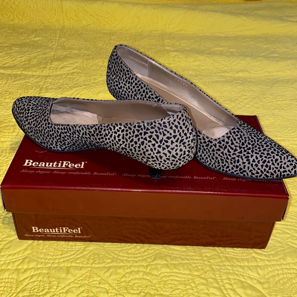 BeautiFeel Mystique Sepia/ Black Velvet Suede